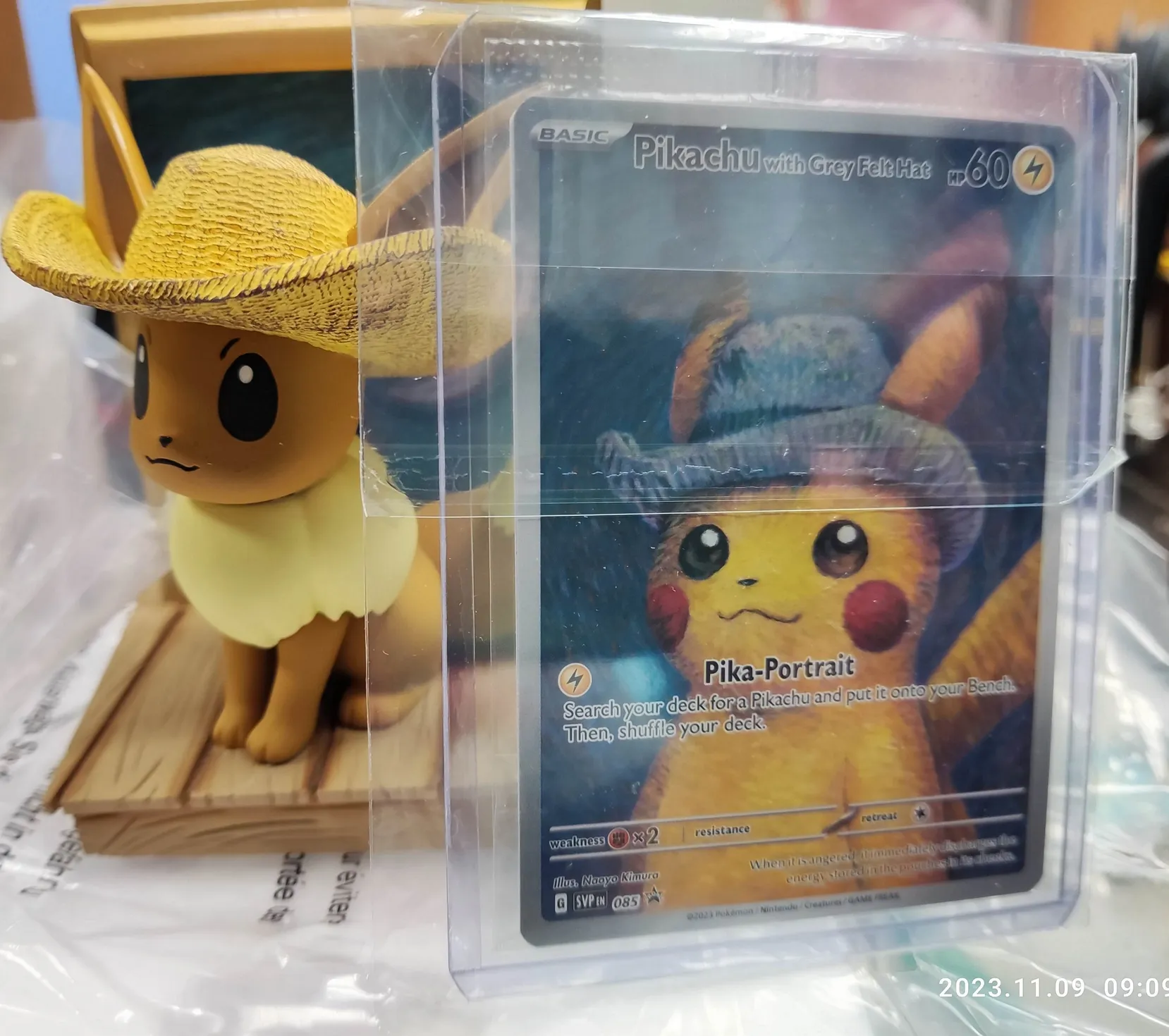 梵谷皮卡丘特典卡+伊布模型