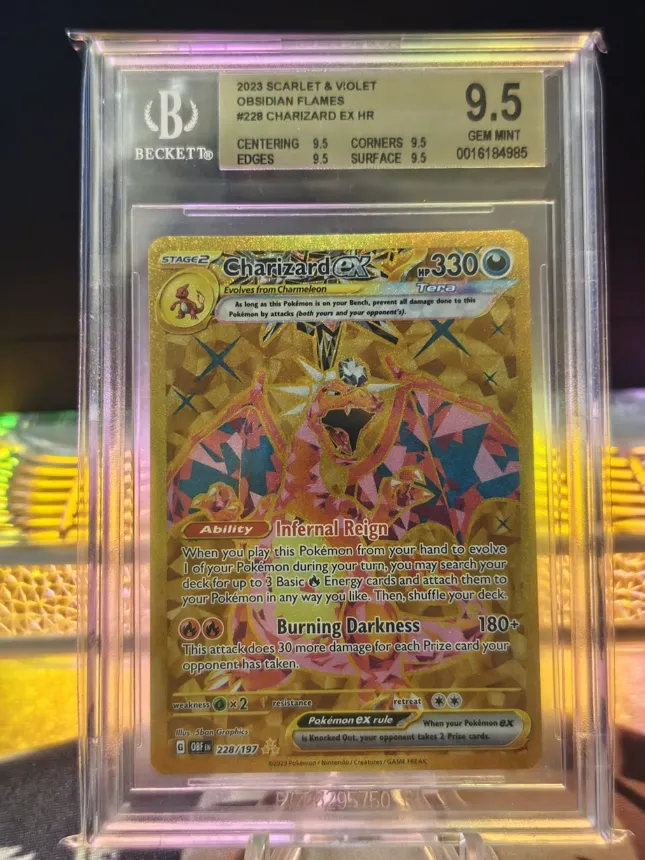 美版228/197 HR 噴火龍ex